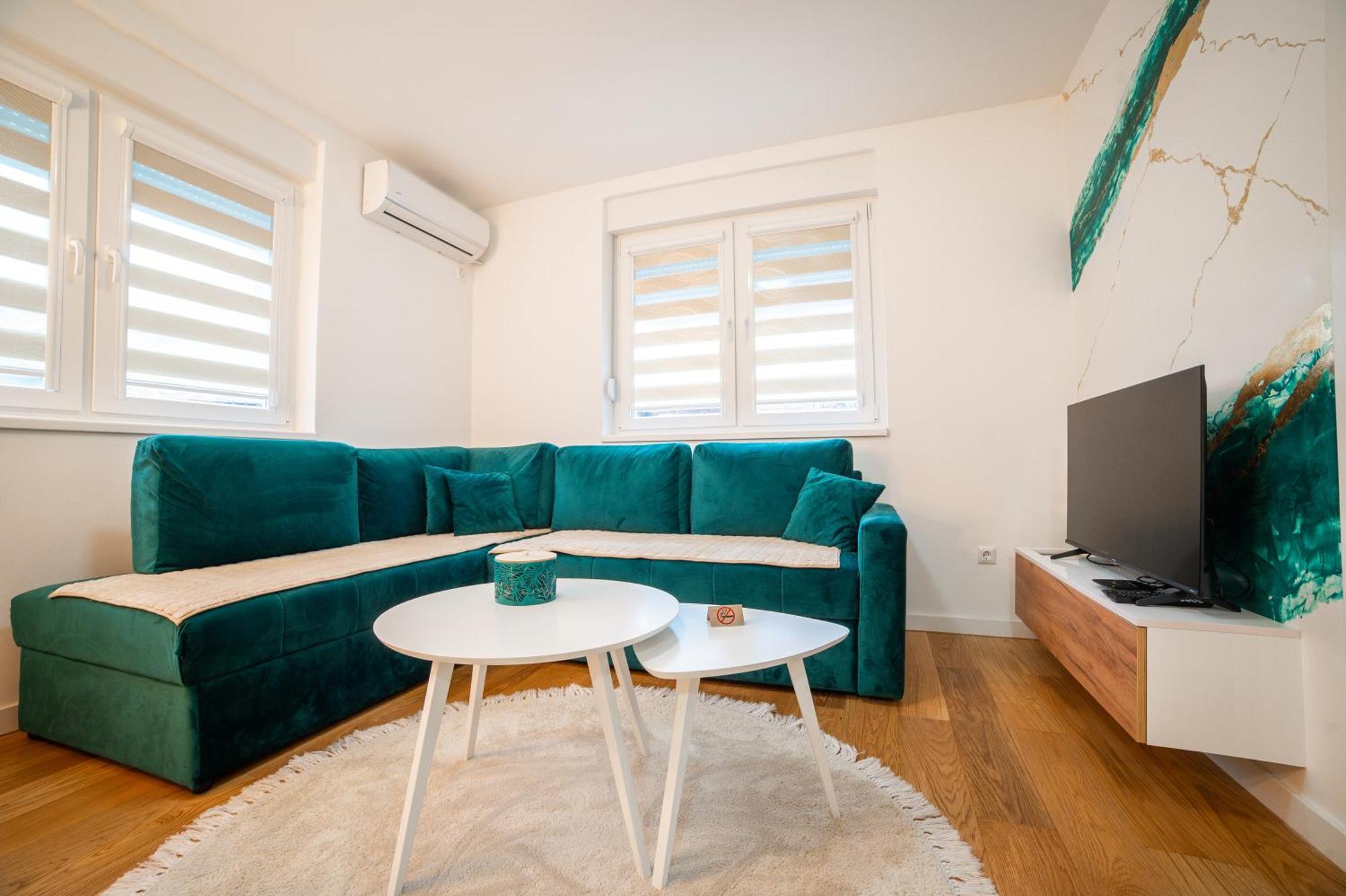 Apartment Vila Idila Тузла Экстерьер фото
